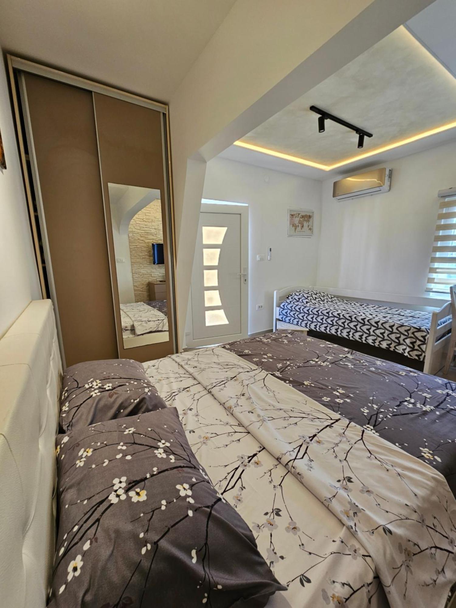 Studio Apartmani Vukasin Tivat Room photo